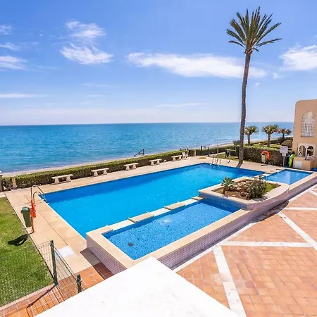 Casa de Férias View Playa Del Moral Estepona