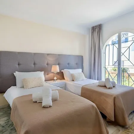 View Playa Del Moral Casa de Férias *